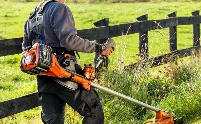 Ακαθάριστα οικόπεδα: Εκπνέει η προθεσμία, «τσουχτερά» τα πρόστιμα