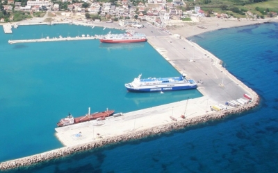 Διαταγή “απαγόρευσης απόπλου” από το λιμάνι της Κυλλήνης προς Κεφαλονιά