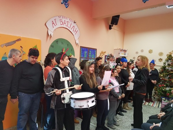 Κόντα στα παιδιά ο εμπορικός σύλλογος "η Κράνη"