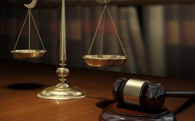 Γεράσιμος Θεοδωράτος: Όταν ο Νόμος παύει να είναι γενικός και η Δίκη παύει να είναι Δίκη...