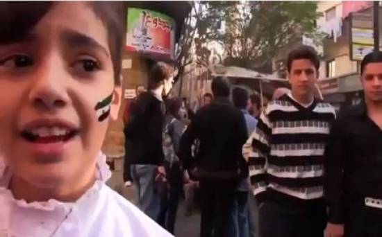 Συγκλονιστικό βίντεο: Βόμβα χτυπά κοριτσάκι την ώρα που τραγουδά