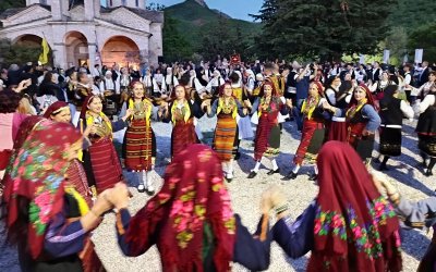 Παραδοσιακοί χοροί Ανατολικής Ρωμυλίας στο Αργοστόλι