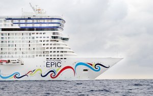 Κρουαζιερόπλοιο διέσωσε 63 άτομα στo Ιόνιο Πέλαγος