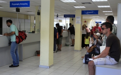 Υποχρεωτική η εγγραφή στον ΟΑΕΔ όλων των δικαιούχων του ΚΕΑ