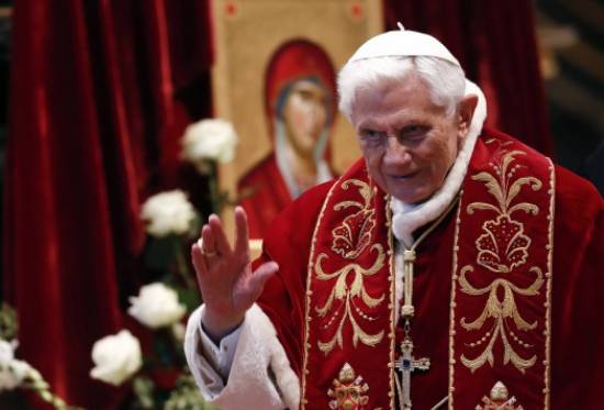 ΒΟΜΒΑ στο Βατικανό! Παραιτείται ο Πάπας Βενέδικτος! - Γιατί αποχωρεί