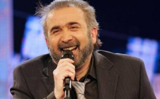 O Λάκης Λαζόπουλος συμπαραστέκεται στους εργαζόμενους της ΕΡΤ- Δεν βγάινει το "Τσαντίρι"- Τι λέει ο ηθοποιός