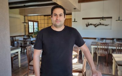 Ένας Κεφαλονίτης chef μαγειρεύει στο εστιατόριο του οινοποιείου Παπαργυρίου στο Κιάτο!