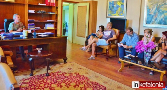 Παρέμβαση για την μεταφορά των μαθητών – Δρακουλόγκωνας: «Σε θέματα ασφάλειας δεν κάνω τα στραβά μάτια» - ΕΛΜΕΚΙ: «Η πολιτική αυτή μεταφέρει κόστος και ευθύνες στους γονείς»