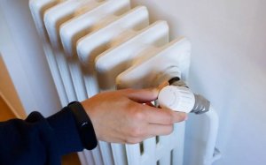 Αδειάζει η κλεψύδρα για το επίδομα θέρμανσης: Περισσότερες από 830.000 αιτήσεις