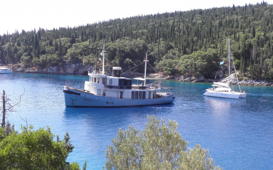 Όμορφες καλοκαιρινές εικόνες από το Φώκι