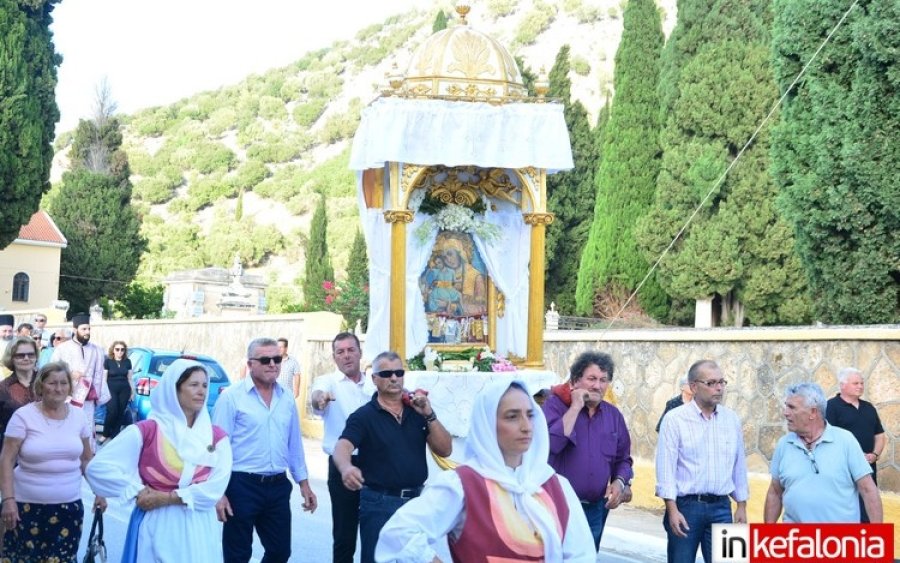 Σε νέο θρόνο θα εισέλθει αύριο στην πόλη του Αργοστολίου η Παναγία Δραπανιώτισσα