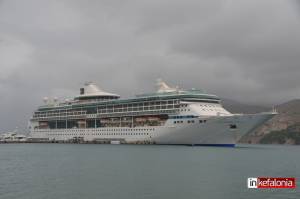 Σε φθινοπωρινό σκηνικό το “Splendour Seas”