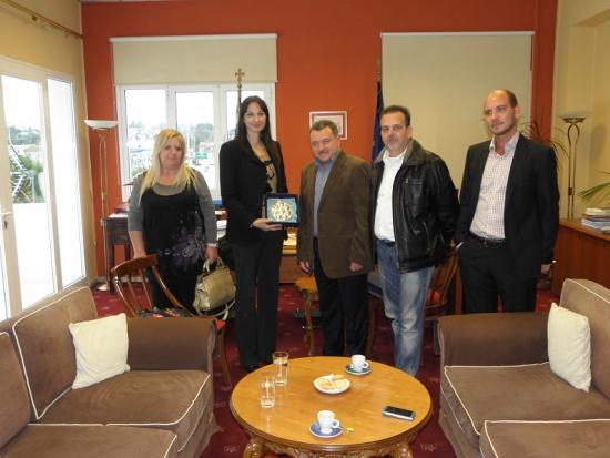 Συνάντηση Περιφερειάρχη με την Ελενα Κουντουρά