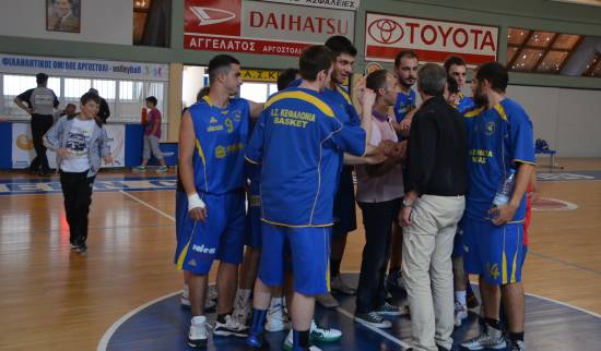 Η καλύτερη απάντηση - Εξαιρετικός ο ΑΣΚ συνέτριψε την Παραλία και φλερτάρει τον άνοδο