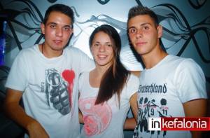 Παρασκευή βράδυ στο COSI