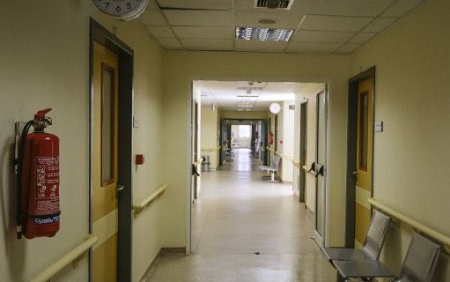 Πύργος: Γιαγιά πήγε για εξετάσεις και είχε μαζί της σακούλα με 65.000 ευρώ!