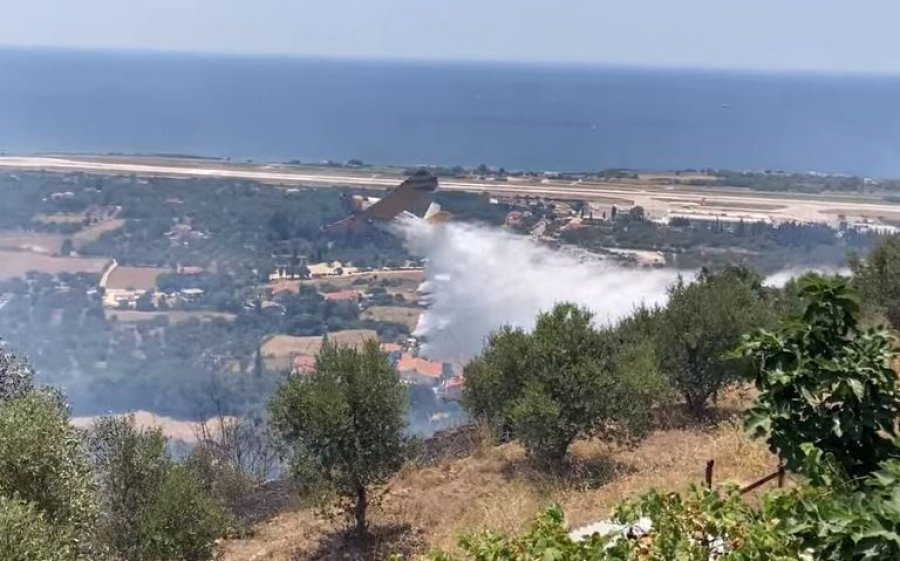 Τέθηκε υπό έλεγχο η φωτιά στην Λακήθρα - Eπιχείρησαν τα εναέρια (εικόνες/video)