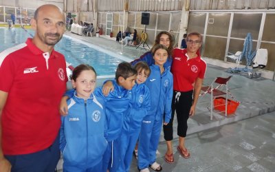 Πρωτάθλημα κολύμβησης στο Αγρίνιο: Γεμάτοι εμπειρίες και επιτυχίες επέστρεψαν οι αθλητές του Ποσειδώνα Ληξουρίου