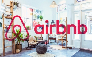 Airbnb: Υψηλά πρόστιμα για όσους εκµισθώνουν ακίνητα εκτός πλατφόρμας