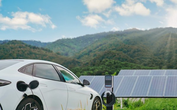 Ηλεκτρικά αυτοκίνητα: Θα φτάσουν ποτέ στις τιμές των βενζινοκίνητων;