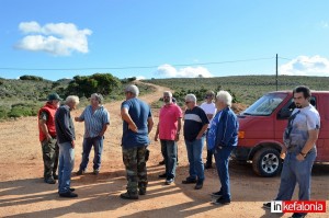 Αποφασισμένοι να "σταματήσουν" την εγκατάσταση των ανεμογεννητριών οι Καμιναράδες (εικόνες+video)