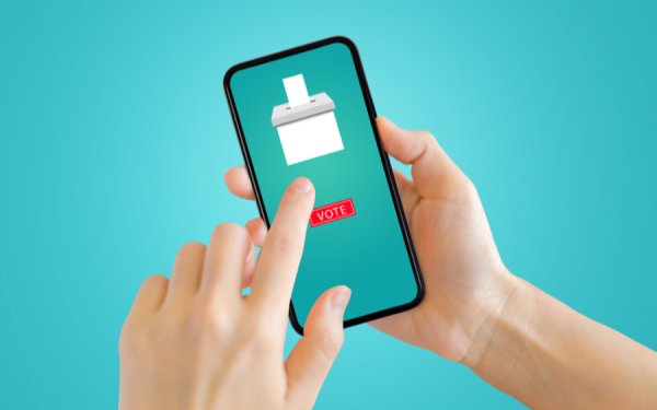 Με ένα κλικ από το κινητό η ψήφος στις τοπικές εκλογές – Όλες οι αλλαγές που φέρνει ο νέος κώδικας Λιβάνιου