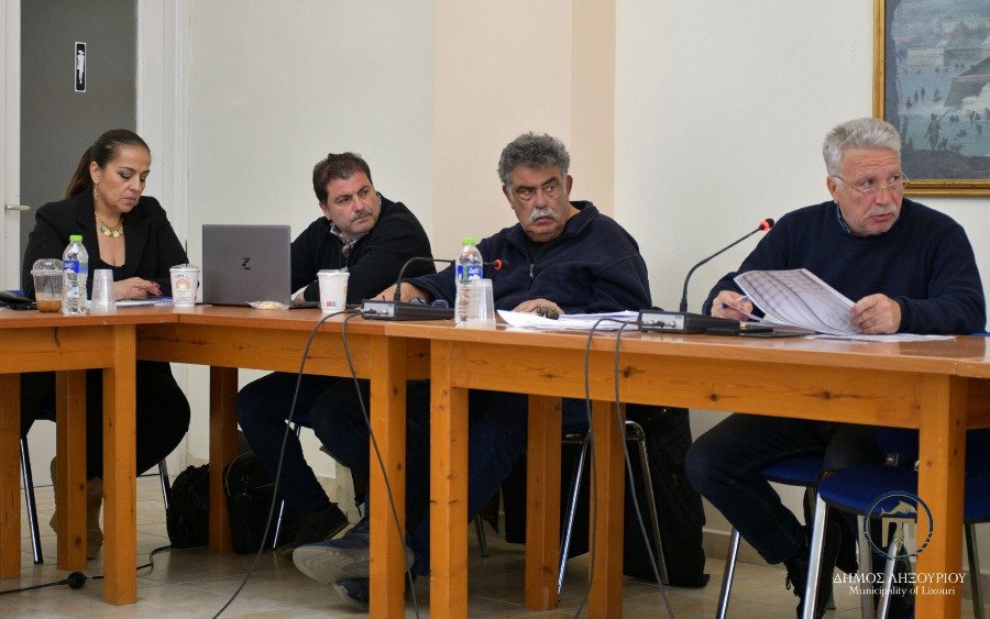 «Άθλια κατάσταση» στον δρόμο Ληξούρι–Λέπεδα: Ερώτηση Δερέ ενόψει της λογοδοσίας