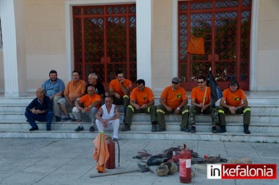 «Ντου» της ΕΟΔ Ελειού στο Αργοστόλι - Γιατί διαμαρτυρήθηκαν (Ανανεωμένο - εικόνες / VIDEO)