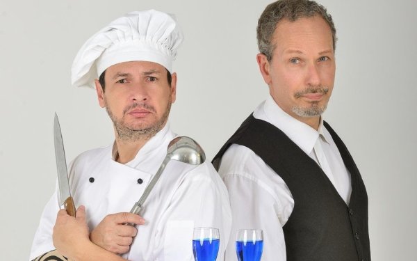 Σταύρος Νικολαΐδης και Βασίλης Κούκουρας στη Σάμη με την κωμωδία «Καραμέλες Ούζου