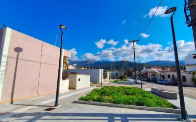 Δήμος Αργοστολίου: Προχωρά η ανάπλαση σε Λαϊκές Κατοικίες και πλατεία Μπακογιάννη