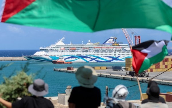 Πρωτοβουλία Κατοίκων Κεφαλονιάς: Κάλεσμα για κινητοποίηση ενάντια στον κατάπλου του “Crown Iris” στο Αργοστόλι