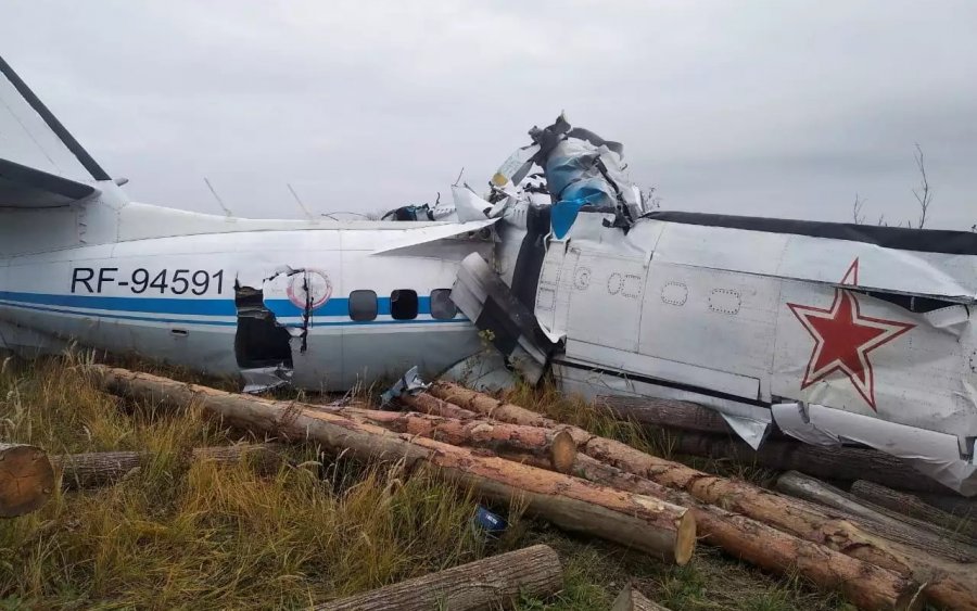 Ρωσία: 19 νεκροί από συντριβή αεροπλάνου