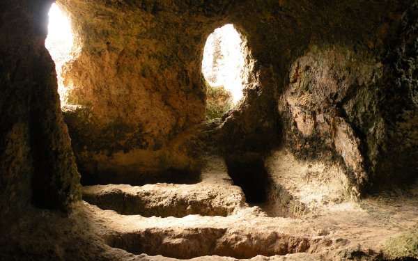 Πράσινες Πολιτιστικές Διαδρομές: Περπατώντας στα Αρχαιολογικά Μονοπάτια της Λειβαθούς