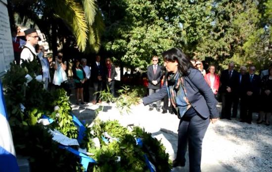 "Επίθεση" της ΔΗΜ.ΑΡ. στην αντιπεριφέρεια για το στεφάνι που χάθηκε! (video)