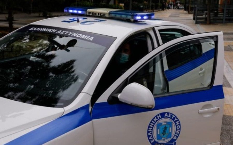 Αιματηρό περιστατικό στο Χαλάνδρι: Πυροβόλησε τον πατέρα του παιδιού της – Τι φώναζε όταν την συνέλαβαν