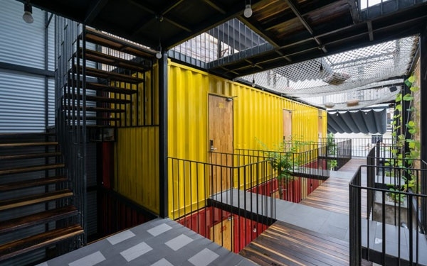 Ξενοδοχείο αποτελούμενο από κοντέινερς!