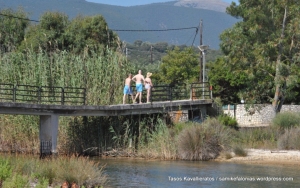 Σάμη: Εντυπωσιασμένοι οι τουρίστες από τη γέφυρα «Ισχυρή Κεφαλονιά»