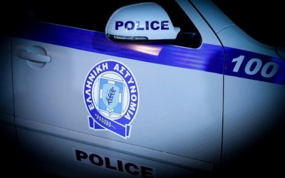 Τροχαίο στη Βουλή: Κατέληξε ο πεζός, εμπλοκή δύο αυτοκινήτων