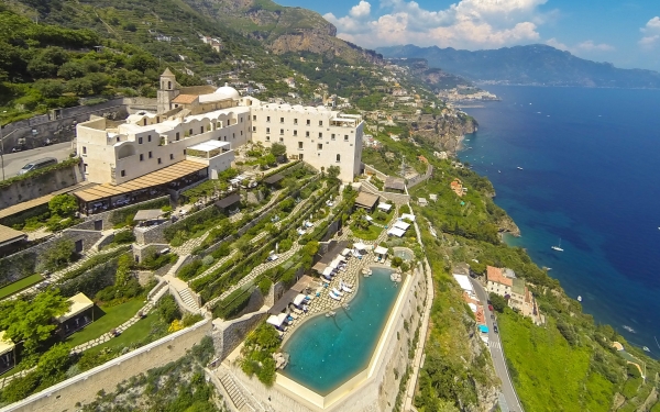 Το υπερπολύτιμο 5άστερο «μυστικό» του Αμάλφι - Εντυπωσιακές εικόνες