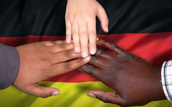 Αναστάσιος Μαρκάτος: Θέλεις να γίνεις Έλληνας;... απόδειξέ το