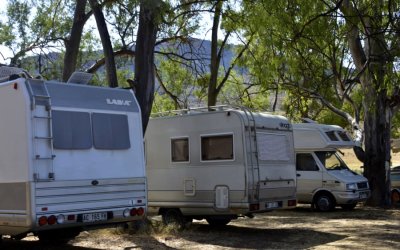 Τροχόσπιτα - τροχοκινούμενα: Η απάντηση του υπ. Τουρισμού για τον νόμο 5170/2025