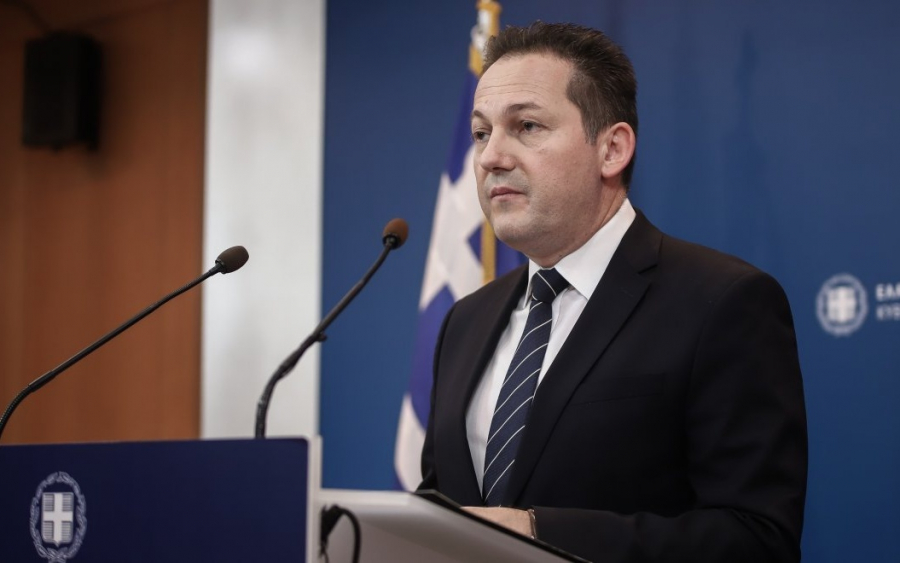 Πέτσας: «Ορατό το γενικό lockdown - Δεν υπάρχει δίλημμα "οικονομία ή υγεία"»
