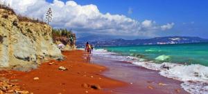 Παραλία Ξι -Η πλαζ της Κεφαλονιάς με την κατακόκκινη άμμο και το περίεργο όνομα [εικόνες]