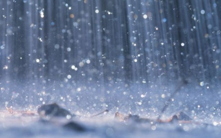 Kefalonia Weather: Σφοδρή Βροχόπτωση! 206 χιλ. βροχής ανά ώρα έπεσαν στην Κεφαλονιά τη νύχτα!