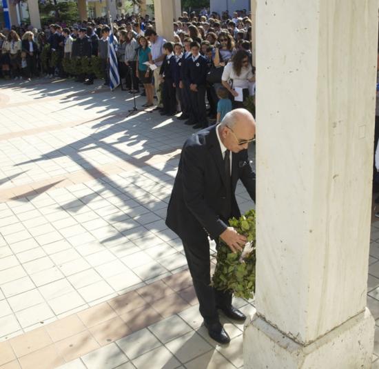 Αγανακτισμένος Σαμικός για την σημερινή κατάθεση στεφάνων στη Σάμη