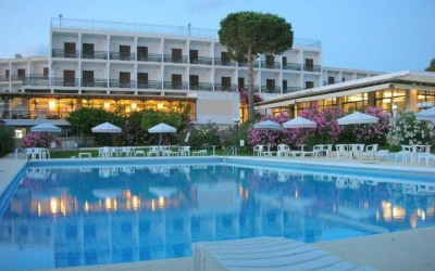 Κλειστό (και) το ξενοδοχείο IRINNA στα Σβορωνάτα - Τι υποστηρίζει η Διοίκηση