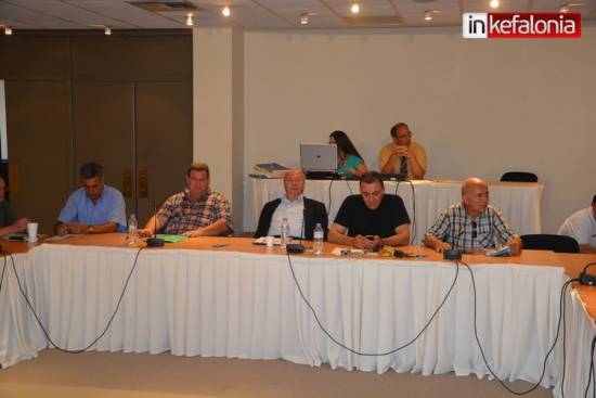 Σήμερα το πρωί η συνεδρίαση του δημοτικού συμβουλίου για την αναδιάρθρωση του Δήμου Κεφαλονιάς σε περισσότερους δήμους