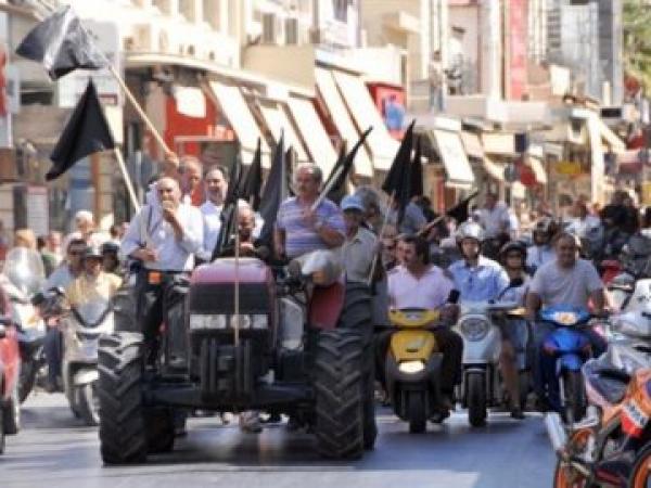 Συλλαλητήριο αγροκτηνοτρόφων στο Σύνταγμα