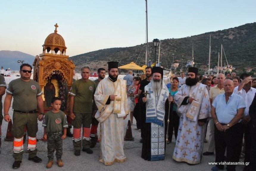 Η Αγία Ευφημία γιόρτασε την Πολιούχο της (εικόνες)