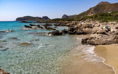 Φαλάσαρνα: Σε σοβαρή κατάσταση ο 16χρονος που τραυματίστηκε από βουτιά